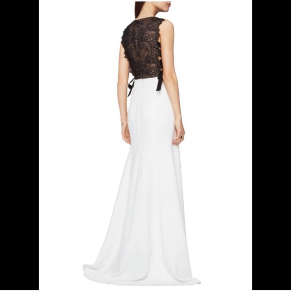 Dauphine lace-back side tie gown dark blue..